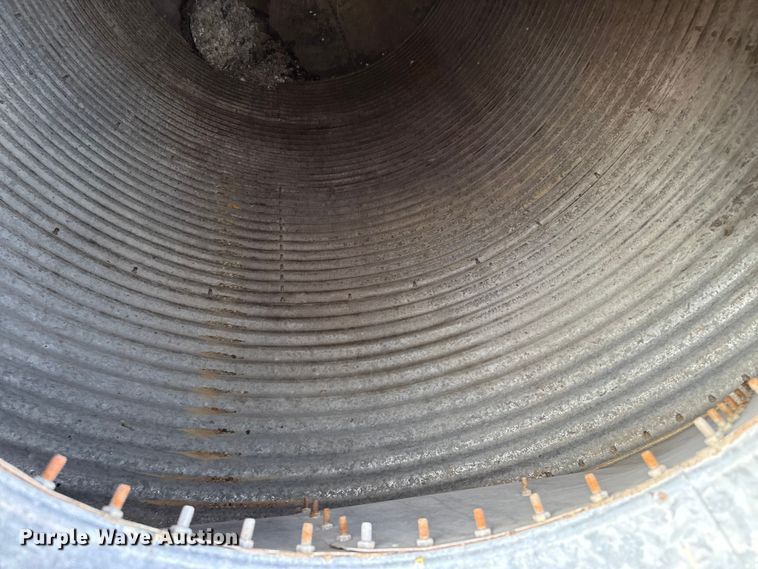 image for item DZ5084 Grain bin