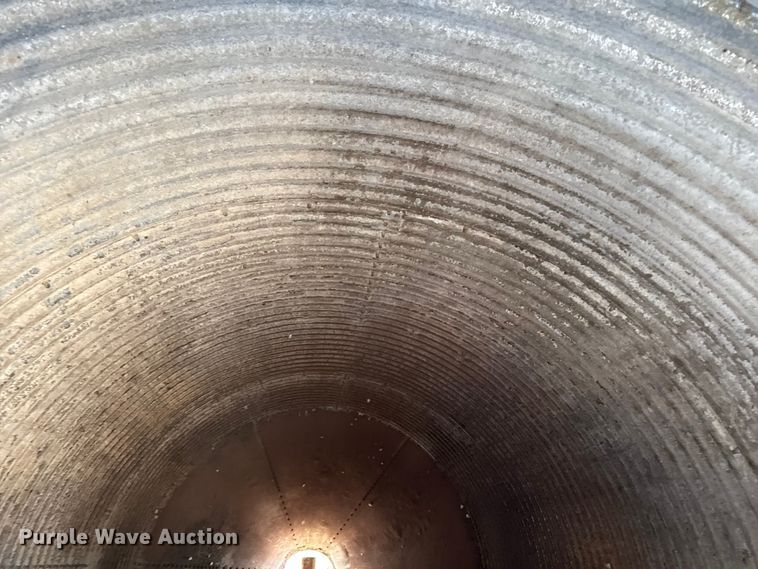 image for item DZ5084 Grain bin