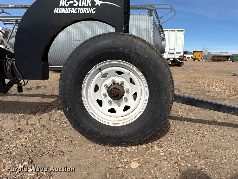 image for item DZ5085 Ag Star Mfg header trailer