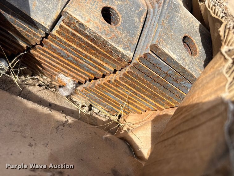 image for item DZ5091 (64) mower blades