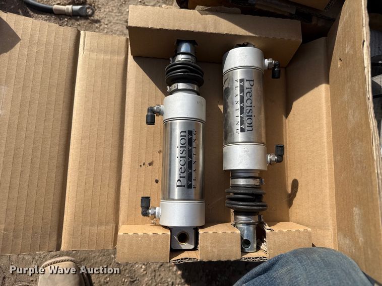 image for item DZ5092 Planter parts