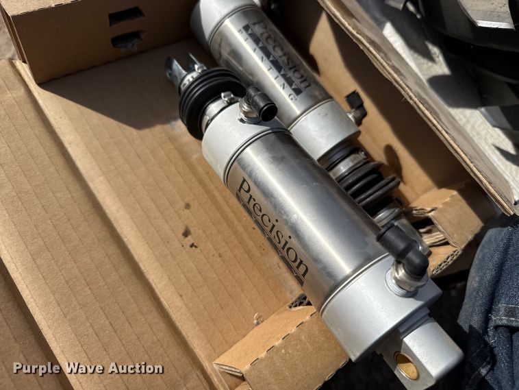 image for item DZ5092 Planter parts