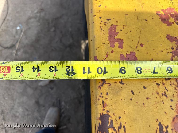 image for item DZ5095 Shop Built weed wiper