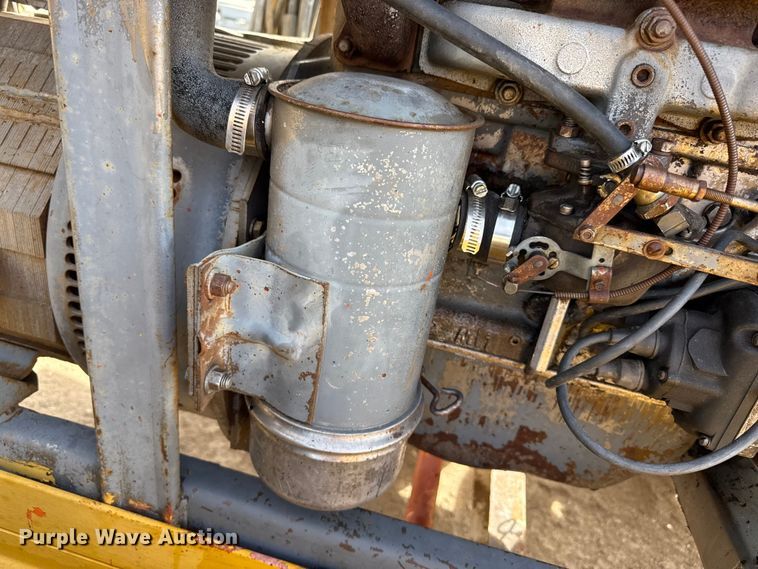 image for item DZ5095 Shop Built weed wiper