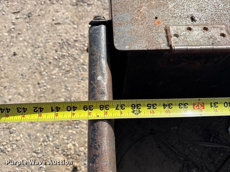 image for item DZ5096 Cushman K-90 golf cart