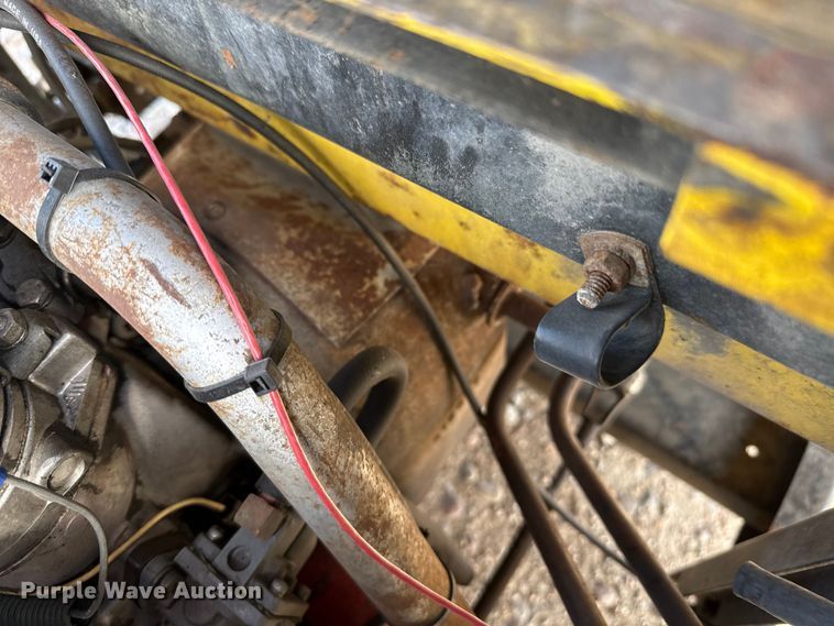 image for item DZ5096 Cushman K-90 golf cart