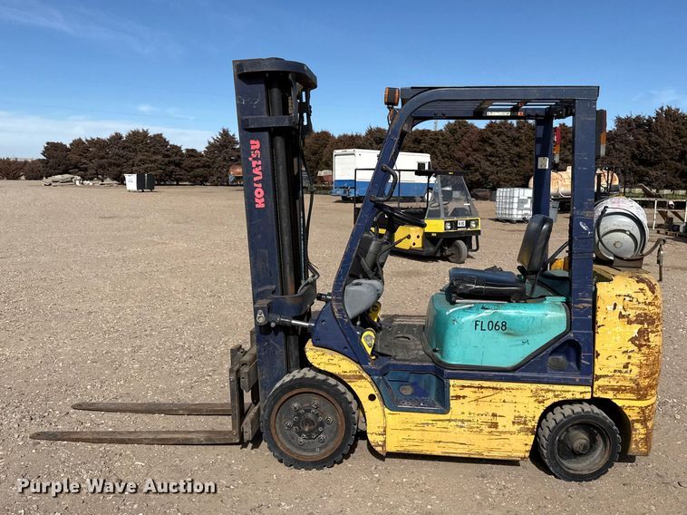 image for item DZ5097 Komatsu forklift