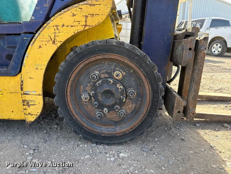 image for item DZ5097 Komatsu forklift
