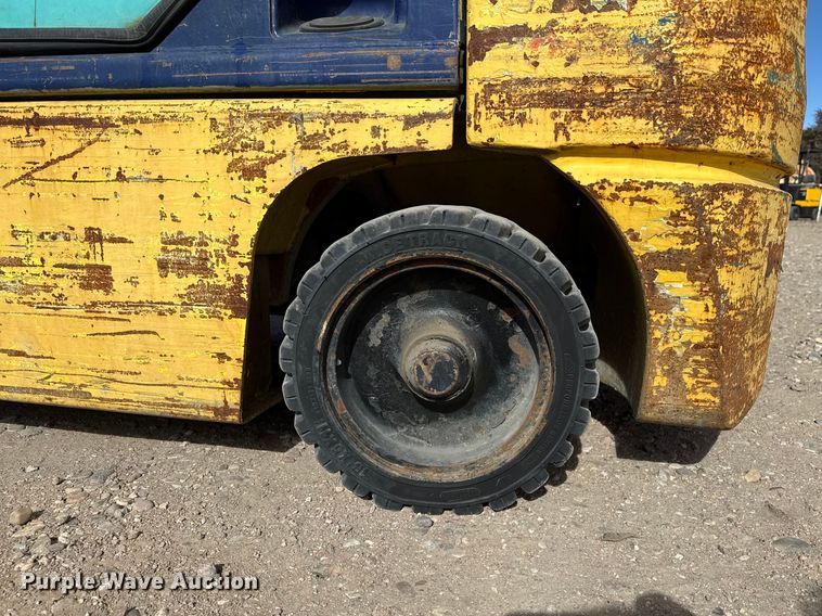 image for item DZ5097 Komatsu forklift