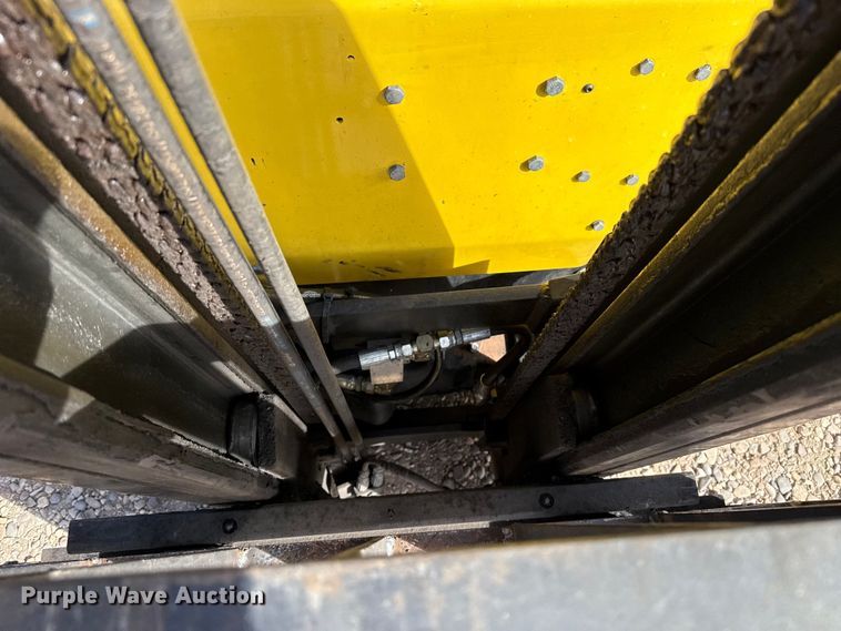 image for item DZ5098 Hyster S30XM forklift