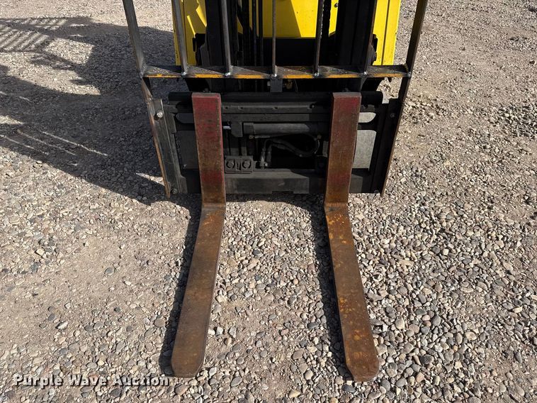image for item DZ5098 Hyster S30XM forklift