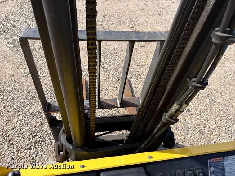 image for item DZ5098 Hyster S30XM forklift