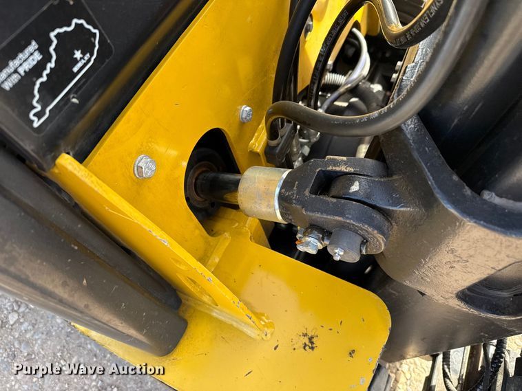 image for item DZ5099 Yale GLC060VXNVSE088 forklift