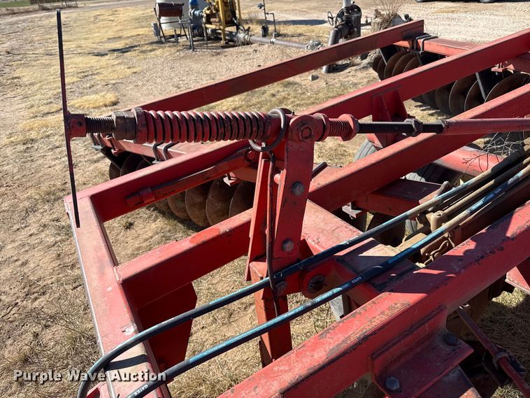 image for item DZ5100 Hutch Master tandem disk