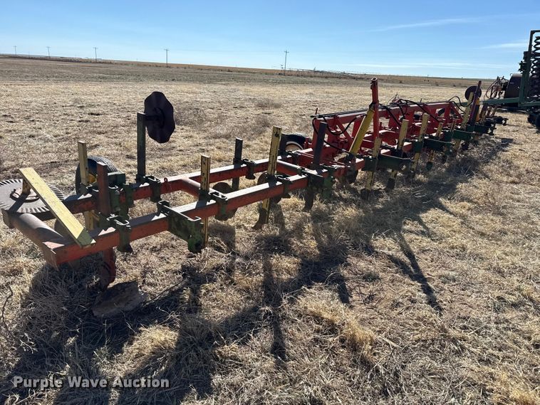 image for item DZ5103 Row crop cultivator