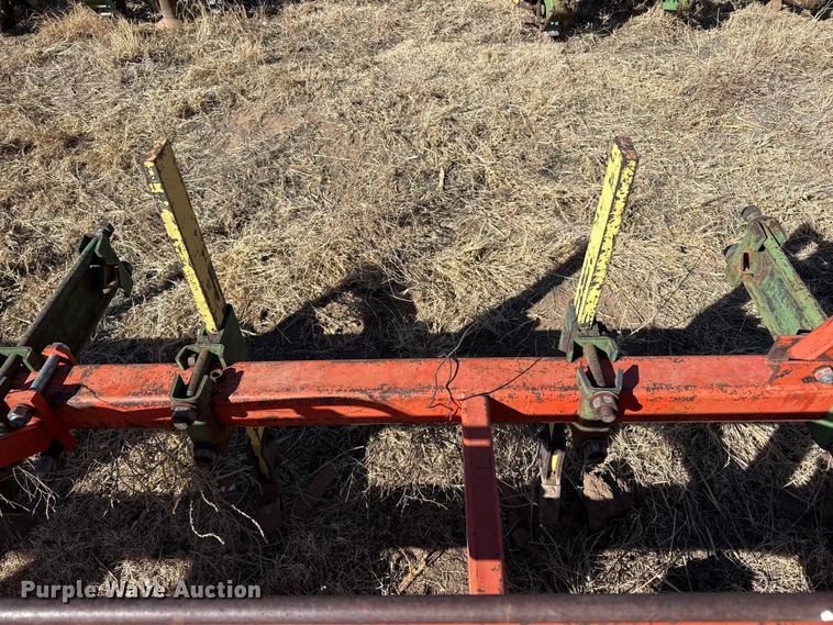 image for item DZ5103 Row crop cultivator