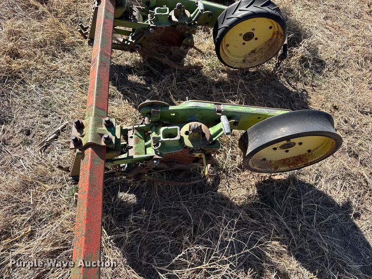 image for item DZ5104 John Deere  planter