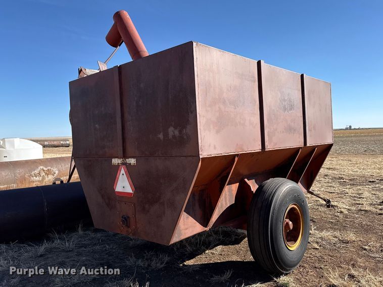 image for item DZ5109 Phares & Wilkins grain cart