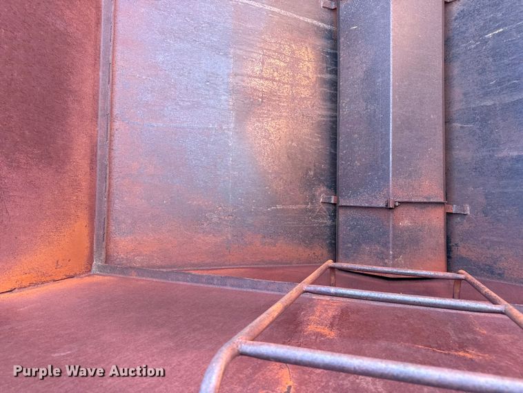 image for item DZ5109 Phares & Wilkins grain cart