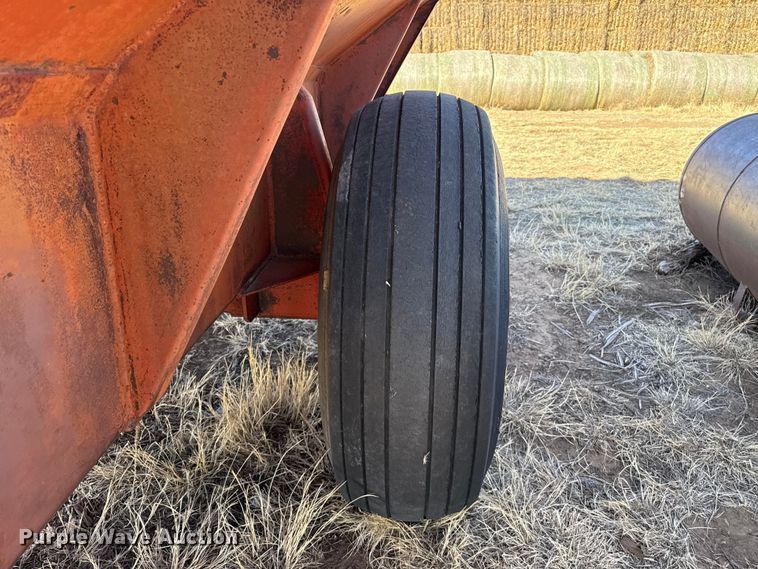 image for item DZ5109 Phares & Wilkins grain cart