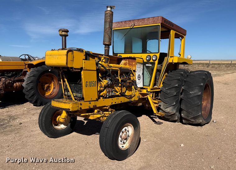 image for item DZ5121 Minneapolis Moline G1050 tractor