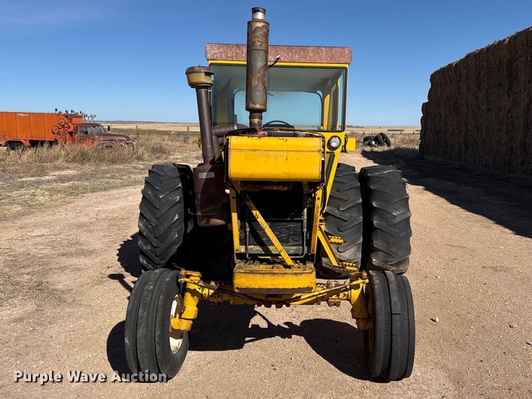 image for item DZ5121 Minneapolis Moline G1050 tractor