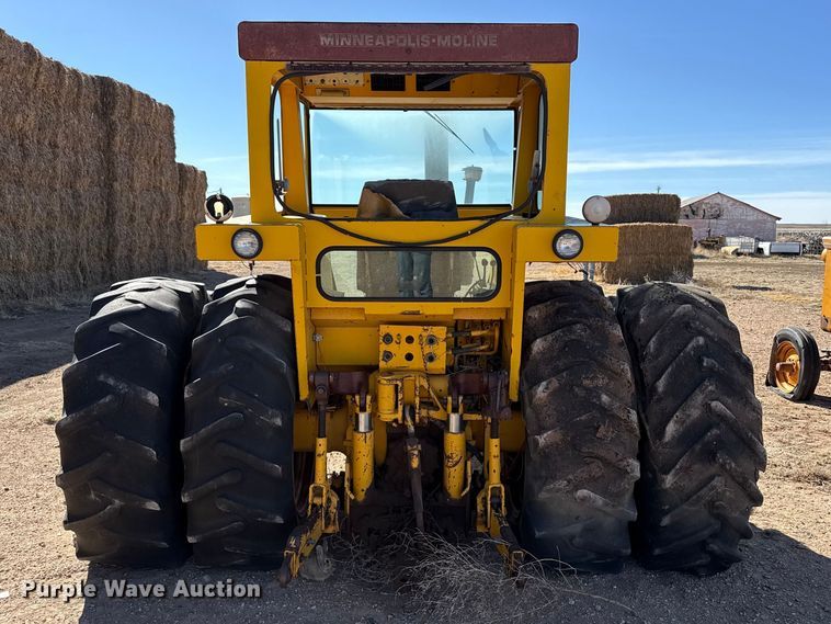 image for item DZ5121 Minneapolis Moline G1050 tractor