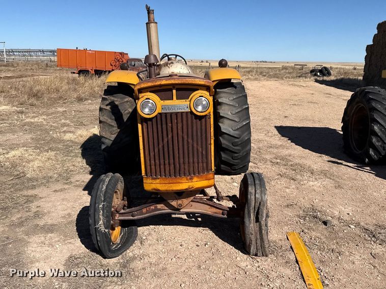 image for item DZ5122 Minneapolis Moline tractor
