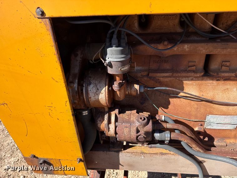 image for item DZ5122 Minneapolis Moline tractor