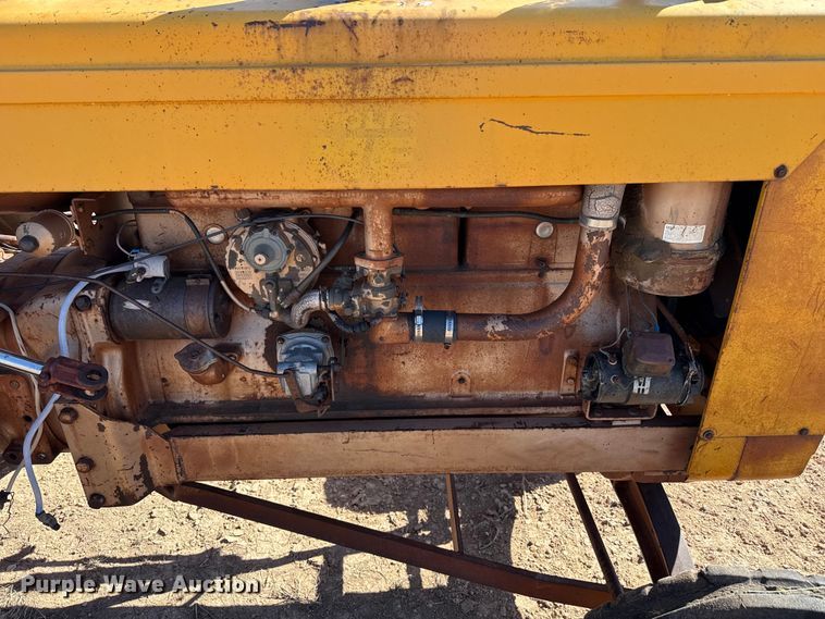 image for item DZ5122 Minneapolis Moline tractor
