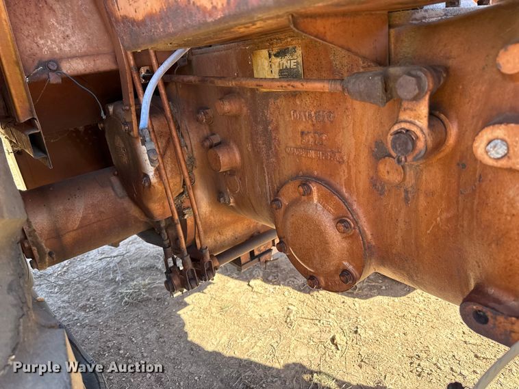 image for item DZ5122 Minneapolis Moline tractor