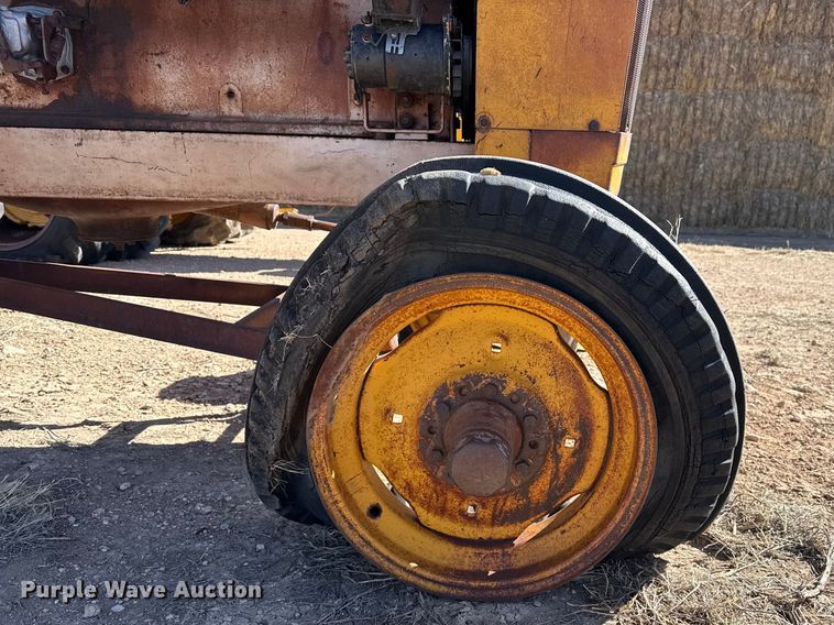 image for item DZ5122 Minneapolis Moline tractor