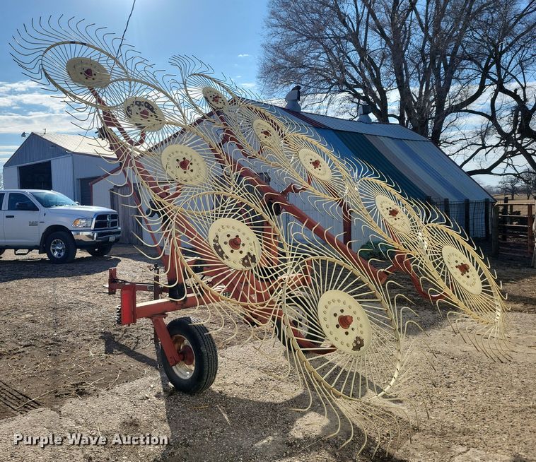 image for item EA2847 H&S V-Rake-10 hay rake