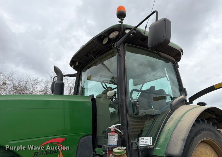 image for item ED5128 2016 John Deere 8245R MFWD tractor