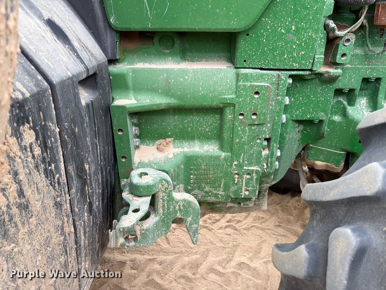 image for item ED5128 2016 John Deere 8245R MFWD tractor