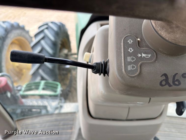 image for item ED5128 2016 John Deere 8245R MFWD tractor