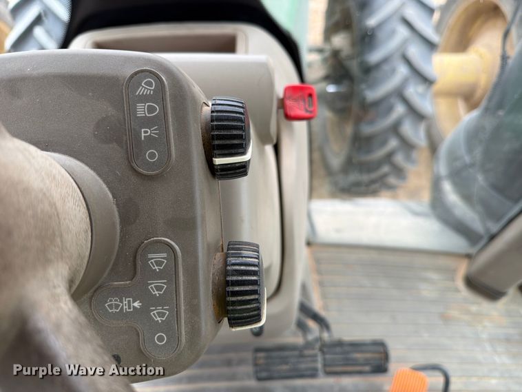 image for item ED5128 2016 John Deere 8245R MFWD tractor