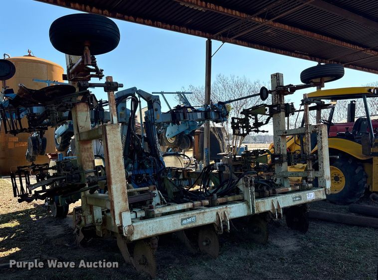 image for item EF0981 Monosem strip-till planter 