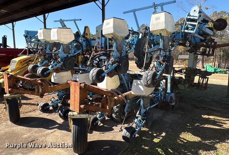 image for item EF0981 Monosem strip-till planter 