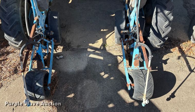 image for item EF0981 Monosem strip-till planter 