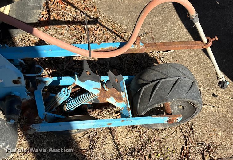 image for item EF0981 Monosem strip-till planter 