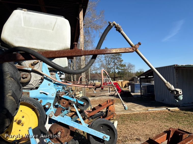 image for item EF0981 Monosem strip-till planter 