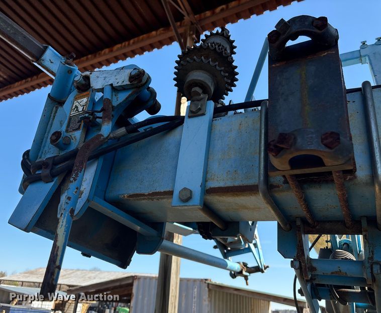 image for item EF0981 Monosem strip-till planter 