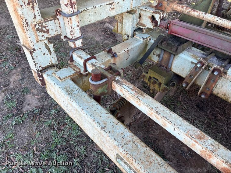 image for item EF0981 Monosem strip-till planter 