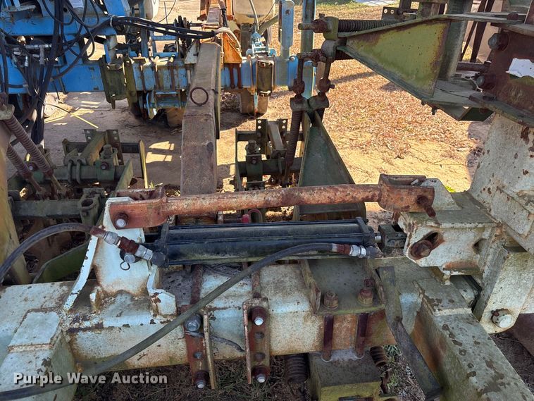 image for item EF0981 Monosem strip-till planter 