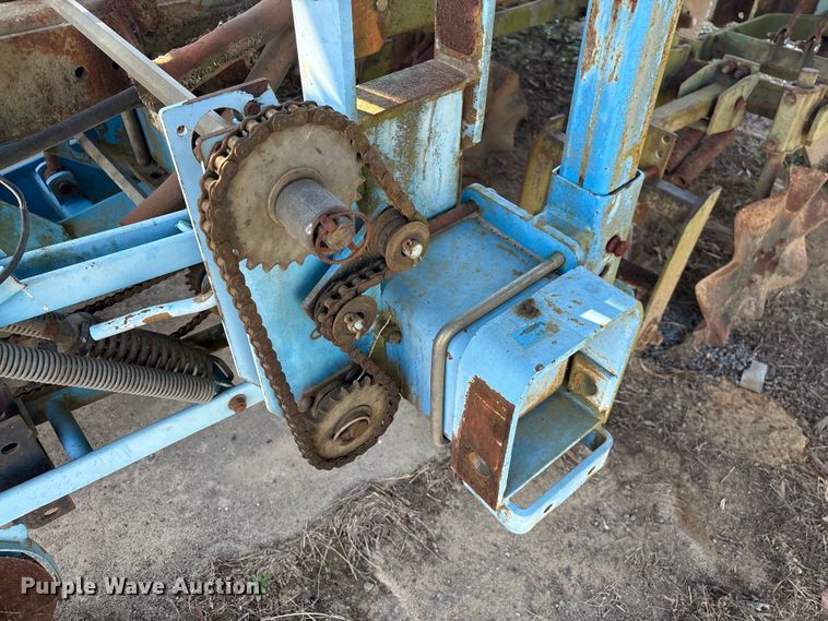 image for item EF0981 Monosem strip-till planter 