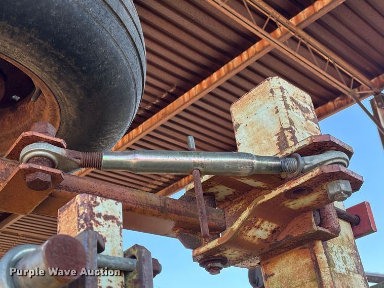 image for item EF0981 Monosem strip-till planter 