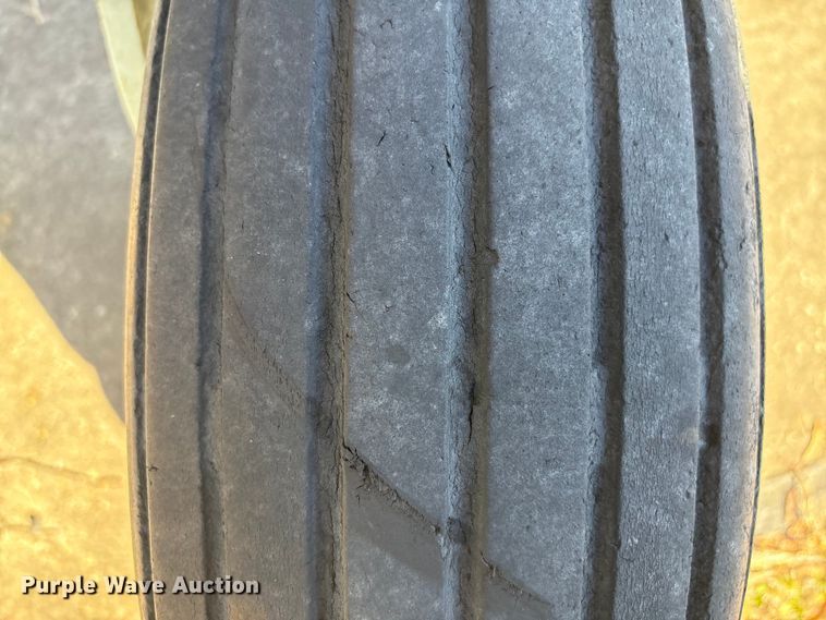 image for item EF0981 Monosem strip-till planter 