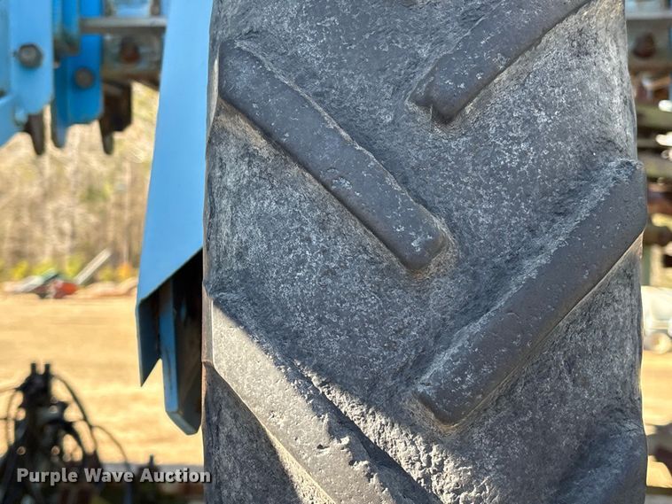 image for item EF0981 Monosem strip-till planter 