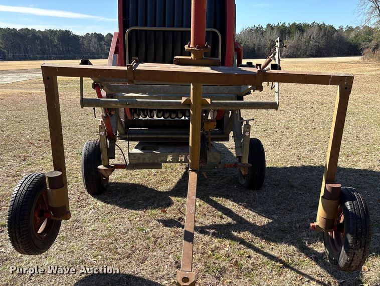 image for item EF0985 2005 RM 570 GX irrigation reel